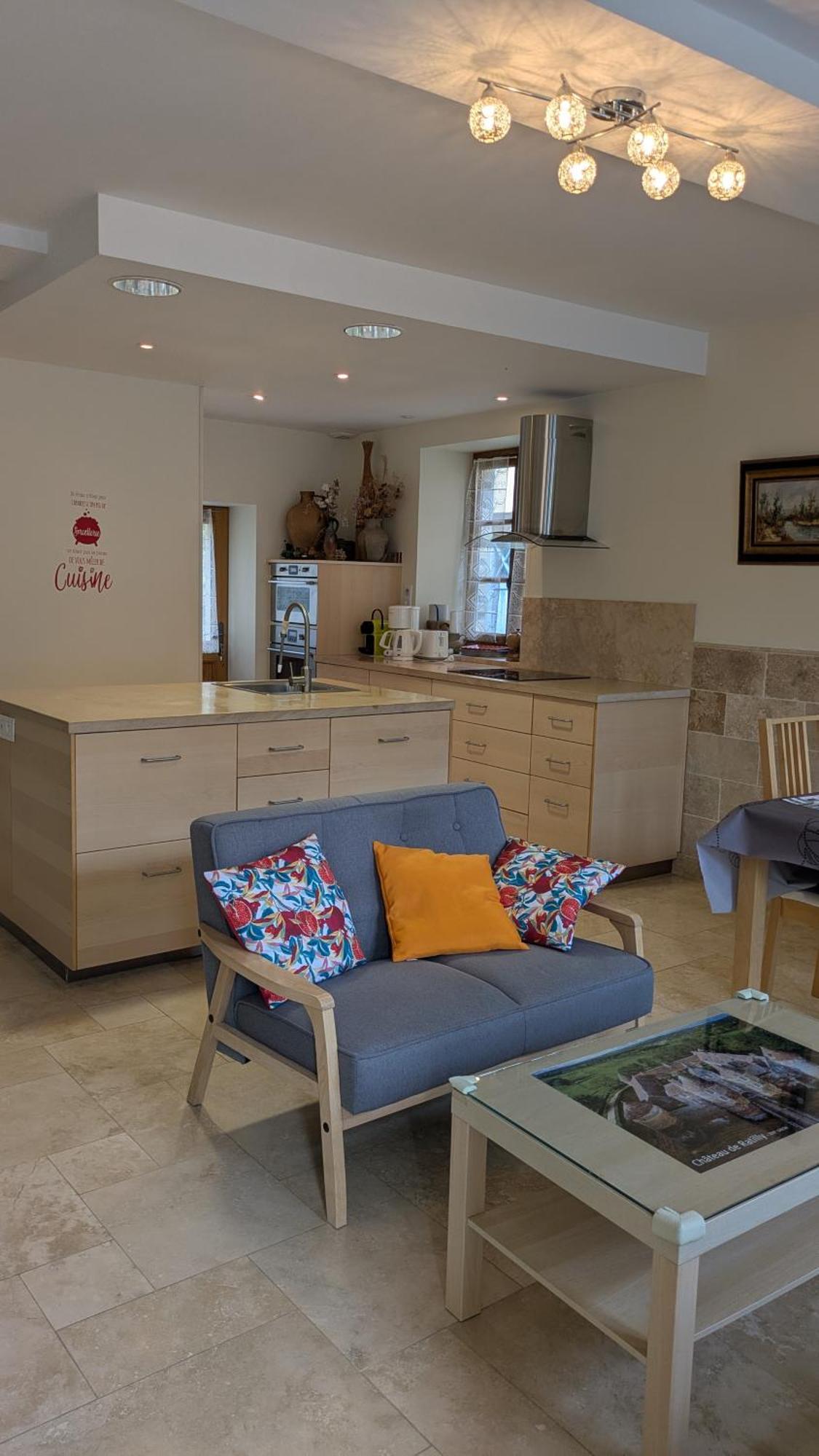 La Maison D'A Cote Saint-Amand-en-Puisaye Quarto foto